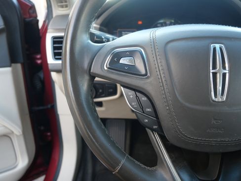 Used 2018 Lincoln MKZ Reserve image 22