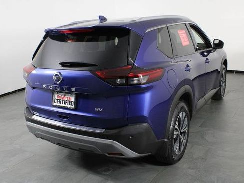 Certified 2021 Nissan Rogue SV w/ Premium Package image 16