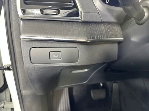 Used 2023 Volvo XC90 B6 Ultimate image 18