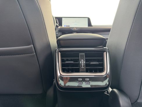 Certified 2026 Toyota Crown Limited image 32