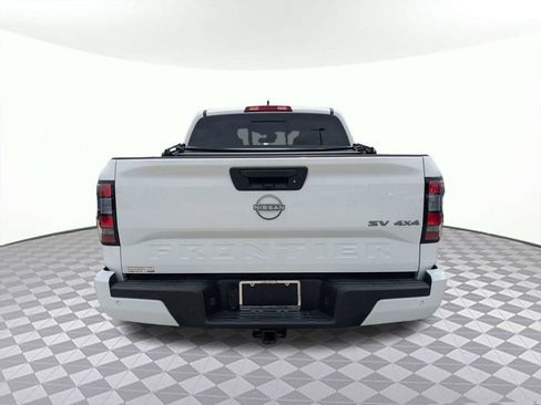Used 2024 Nissan Frontier SV w/ SV Convenience Package AWD/4WD image 4