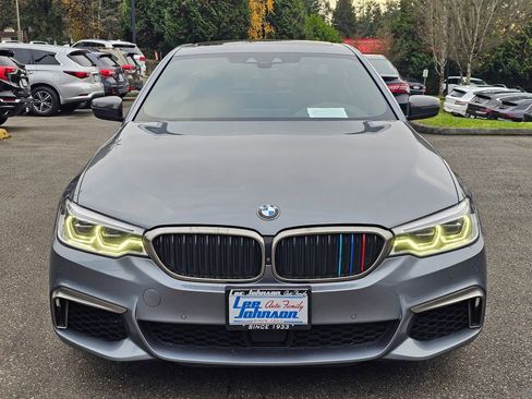 Used 2018 BMW M550i xDrive image 2