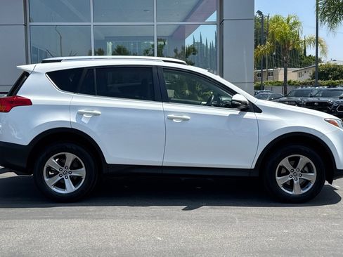 Used 2015 Toyota RAV4 XLE FWD image 4
