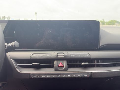 Used 2025 Kia K4 FWD image 7