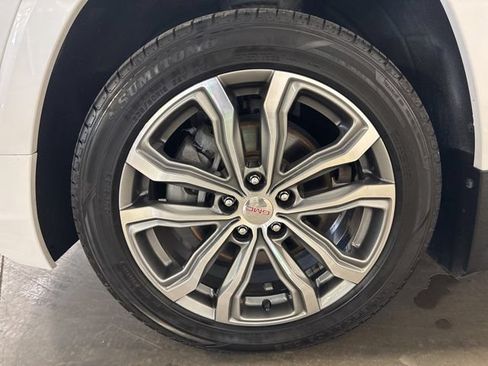 Used 2020 GMC Terrain Denali w/ Denali Premium Package AWD/4WD image 7