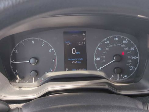 Used 2024 Toyota Corolla LE FWD image 11