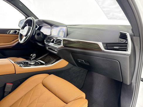 Used 2023 BMW X5 xDrive45e w/ M Sport Package image 13