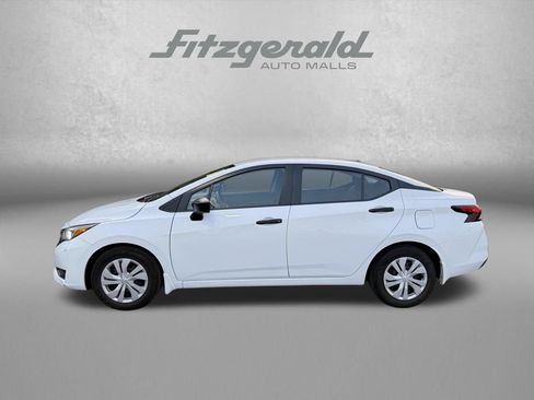 Used 2024 Nissan Versa S w/ Trunk Package FWD image 5