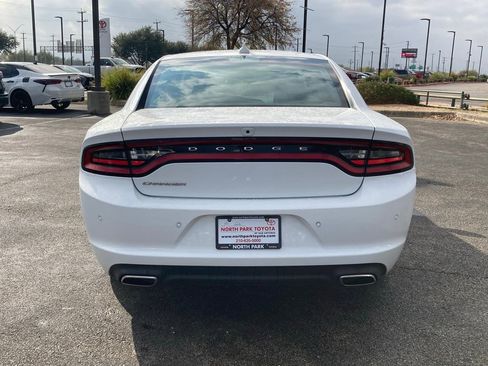 Used 2023 Dodge Charger SXT image 6