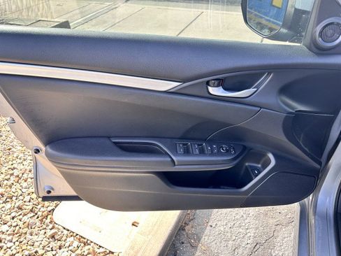 Used 2020 Honda Civic Sport image 10