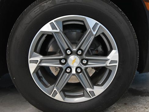 Used 2024 Chevrolet Blazer LT AWD/4WD image 37