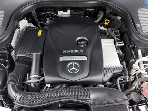 Used 2019 Mercedes-Benz GLC 350e 4MATIC image 35