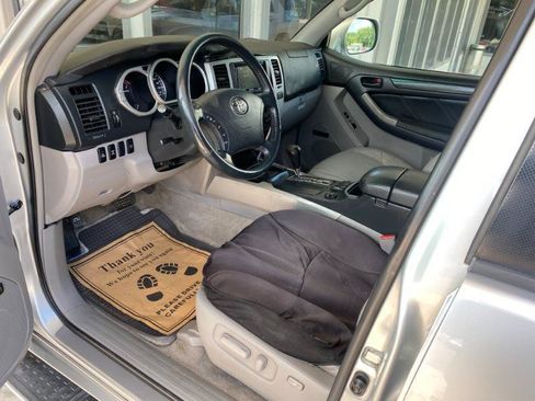 Used 2004 Toyota 4Runner Limited AWD/4WD image 16