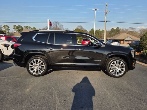 Used 2024 GMC Acadia Denali w/ Super Cruise Package image 15