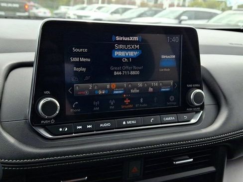 Used 2024 Nissan Rogue SV image 21