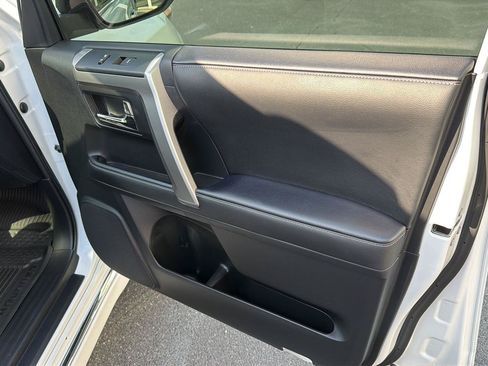 Used 2024 Toyota 4Runner Limited RWD image 14