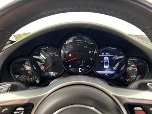 Used 2019 Porsche 911 Carrera RWD image 20