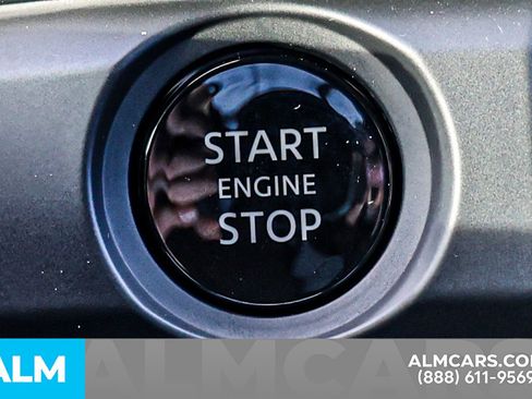 Certified 2025 Nissan Pathfinder S image 41