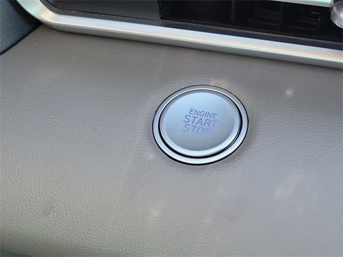 Certified 2025 Hyundai Elantra Blue image 8