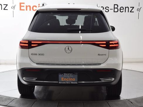 Certified 2024 Mercedes-Benz EQB 300 4MATIC image 5