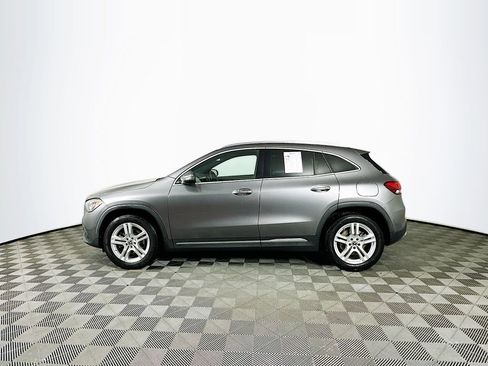 Used 2021 Mercedes-Benz GLA 250 4MATIC w/ Premium Package image 5