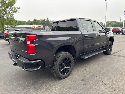 Used 2022 Chevrolet Silverado 1500 Custom Trail Boss AWD/4WD image 6