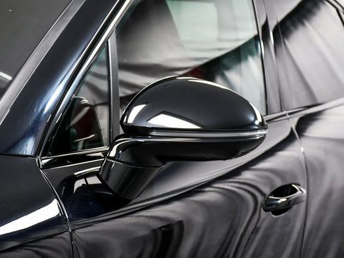 Used 2021 Porsche Cayenne Turbo w/ Assistance Package image 75