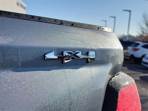 New 2026 GMC Canyon Elevation w/ Convenience Package image 10