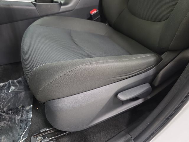 Certified 2025 Toyota RAV4 LE AWD/4WD image 26
