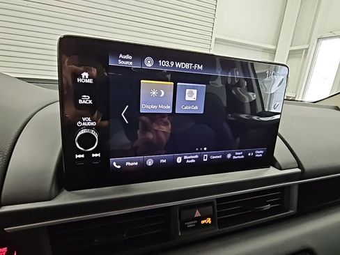 New 2025 Honda Pilot EX-L image 17