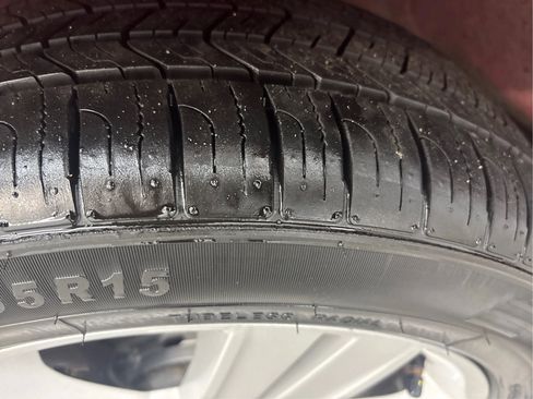 Used 2015 Chevrolet Spark LT image 32