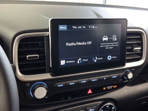 New 2026 Hyundai Venue SE FWD image 19