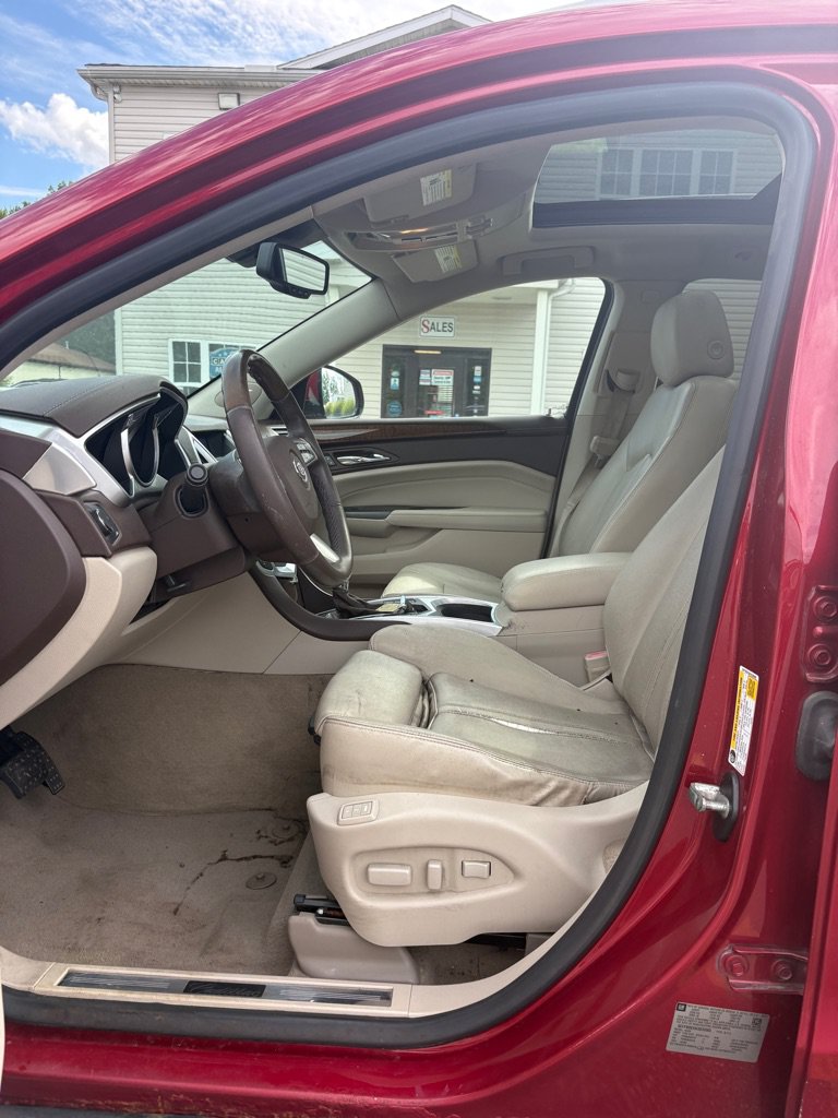 Used 2012 Cadillac SRX Luxury AWD/4WD image 9