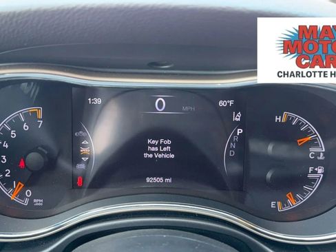 Used 2017 Jeep Grand Cherokee Limited w/ Luxury Group II image 11