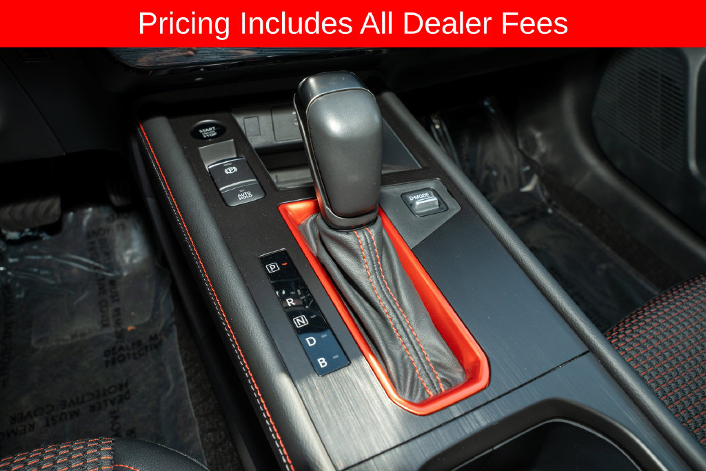 Used 2025 Nissan Kicks SR AWD/4WD image 16