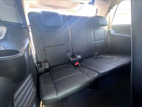 Used 2019 Chevrolet Tahoe LT AWD/4WD image 23