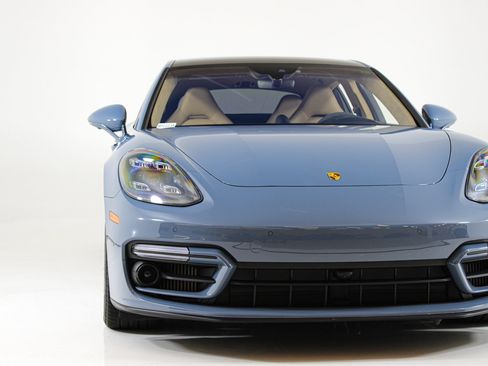 Used 2023 Porsche Panamera GTS AWD/4WD image 12