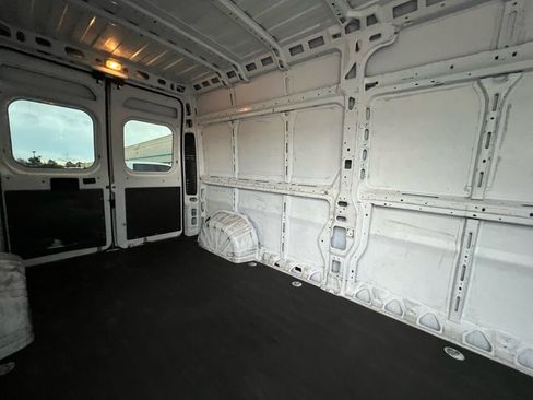 Used 2023 RAM ProMaster 2500 FWD image 15