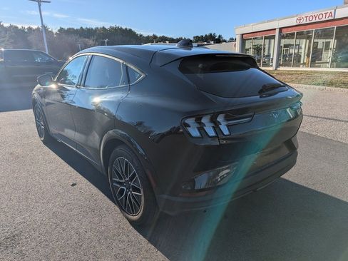 Used 2025 Ford Mustang Mach-E Premium image 3