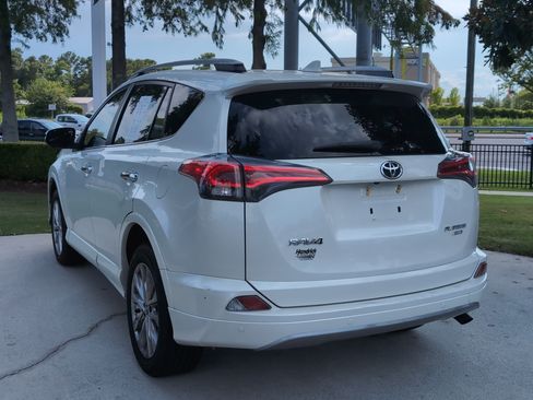 Used 2017 Toyota RAV4 Platinum AWD/4WD image 8