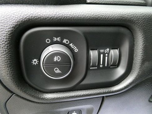 Used 2023 RAM 1500 Laramie image 24