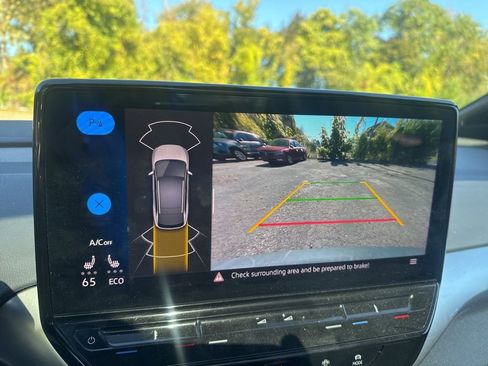 Certified 2022 Volkswagen ID.4 Pro S image 40