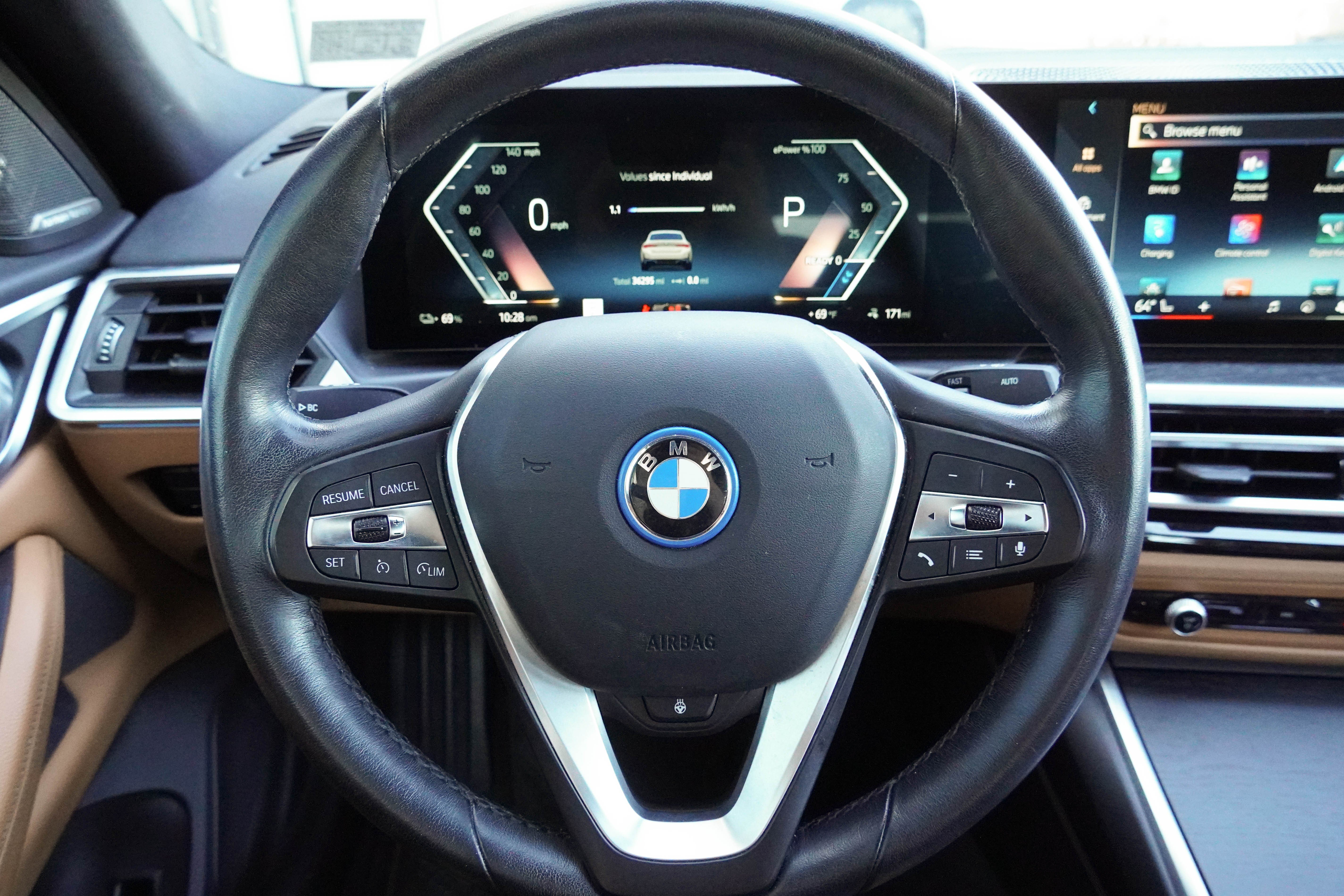 Certified 2024 BMW i4 eDrive40 w/ Premium Package RWD image 15