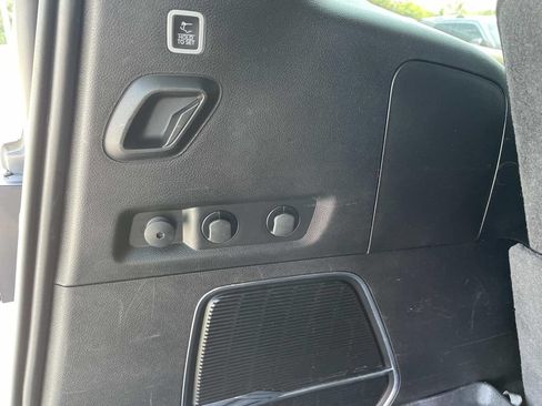 Used 2022 Jeep Wagoneer Series II AWD/4WD image 21