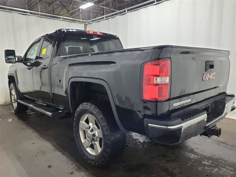 Used 2017 GMC Sierra 2500 4x4 Double Cab w/ Sierra Convenience Package image 6