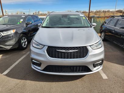 Used 2021 Chrysler Pacifica Touring-L