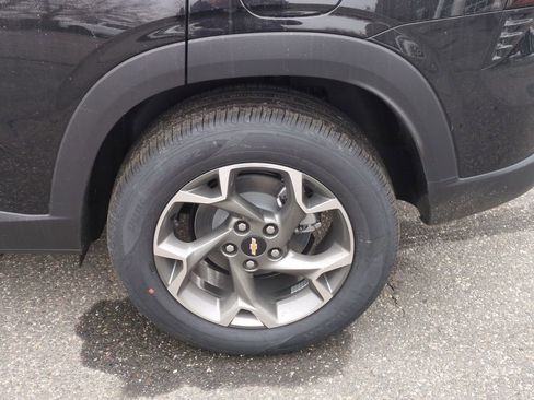 New 2026 Chevrolet Trax LT w/ Driver Confidence Package image 25