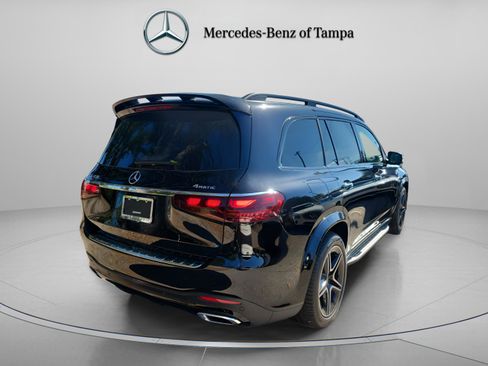 Used 2026 Mercedes-Benz GLS 450 4MATIC image 4