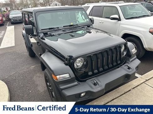 Used 2022 Jeep Wrangler Unlimited Sport image 17