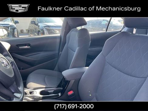 Used 2020 Toyota Corolla LE image 16